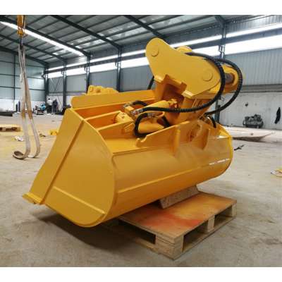 Hydraulic excavator tilting bucket