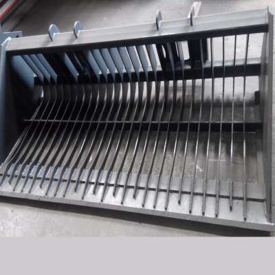 High Quality Rake Rock Bucket For Skid Steer Loader